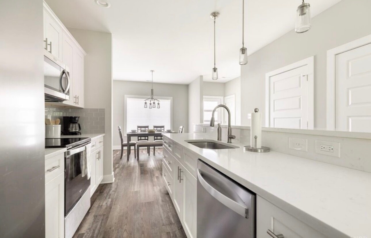 Building Photo - 64 Allwell Rd