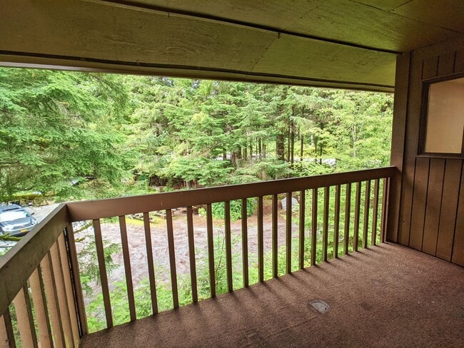 Building Photo - 2 Bed/2 Bath Spaulding Beach Condo