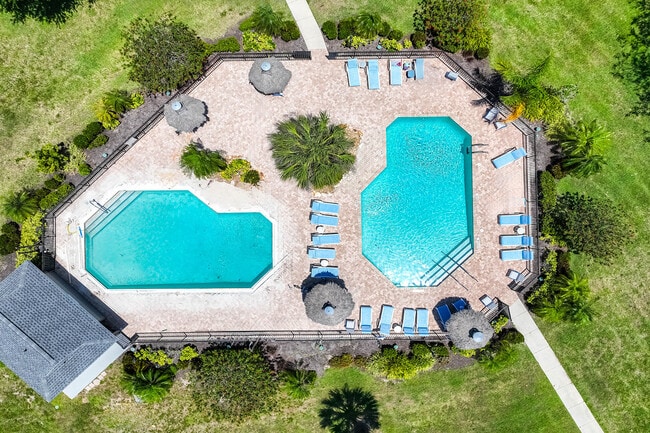 Building Photo - 1231 Commonwealth Cir