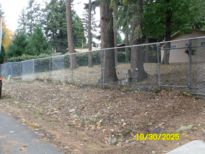 Building Photo - 3919 SE 168th Ave