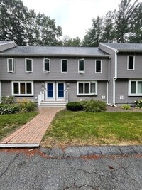 Building Photo - 7 Village Way
