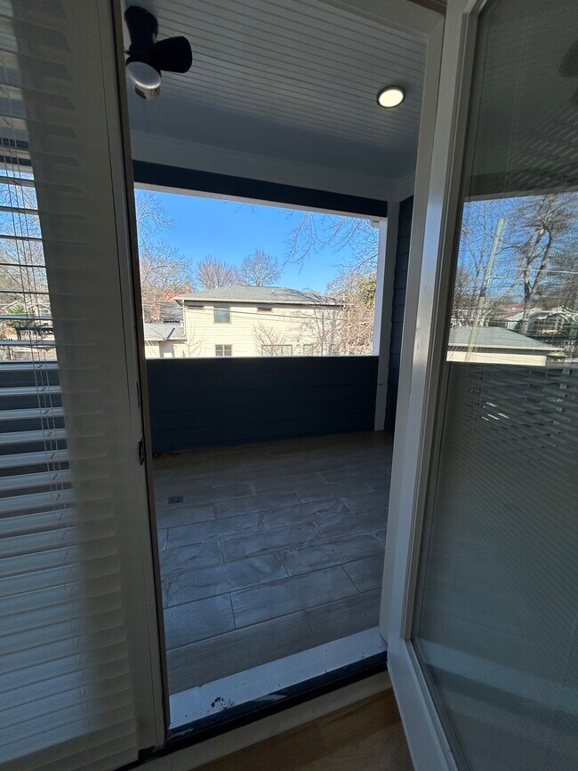 Building Photo - 73 Whitefoord Ave SE