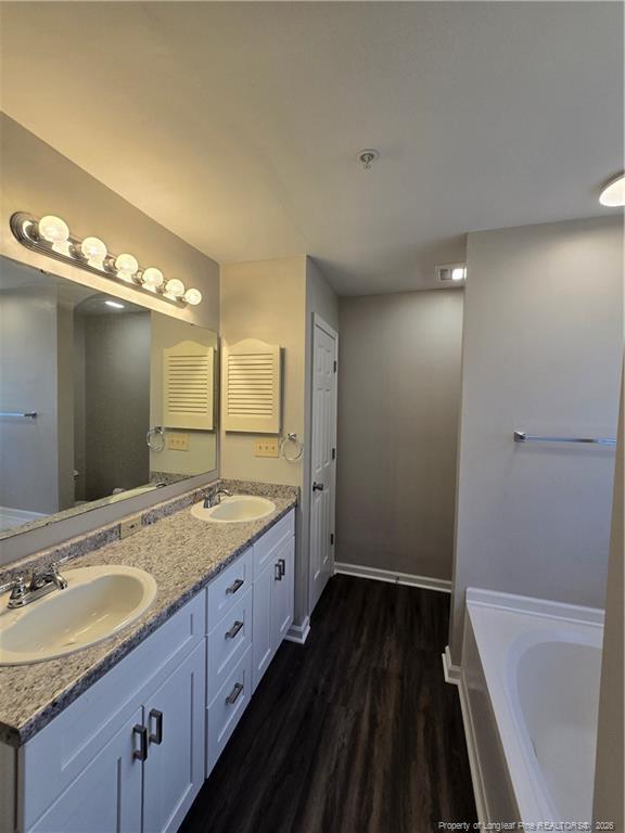 Building Photo - 267 Waterdown Dr