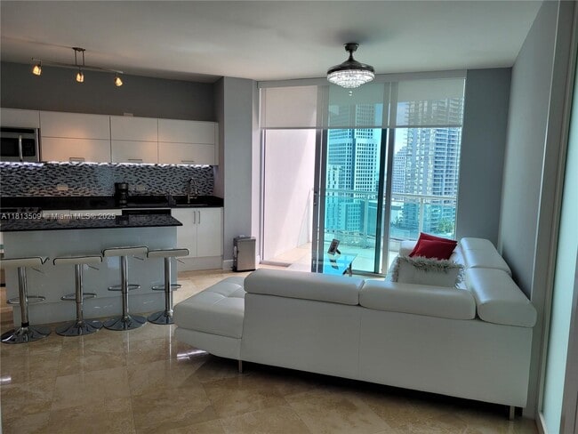 Building Photo - 350 S Miami Ave