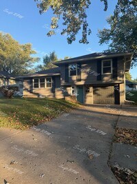 Building Photo - 6302 120th Terrace