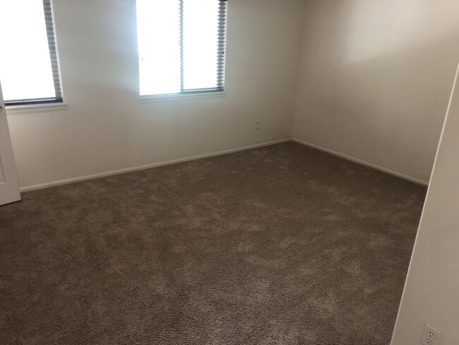 Bedroom - 2458 Brookwillow Loop