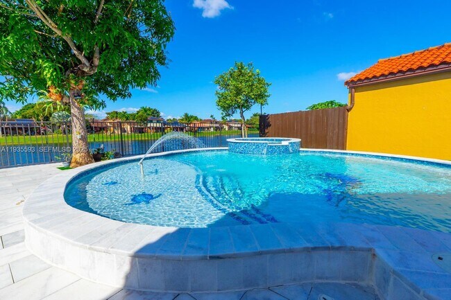 Building Photo - 17302 NW 63rd Pl