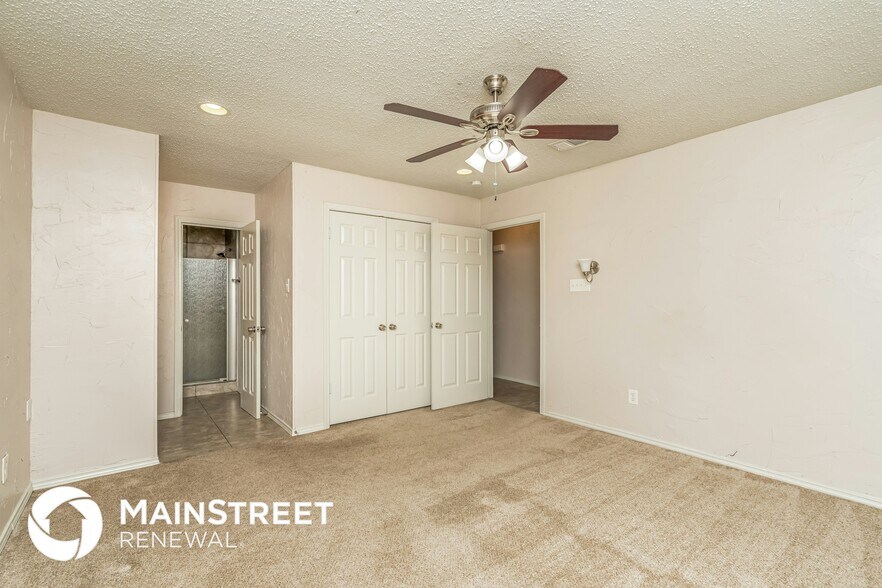 Building Photo - 332 Glenhaven Dr