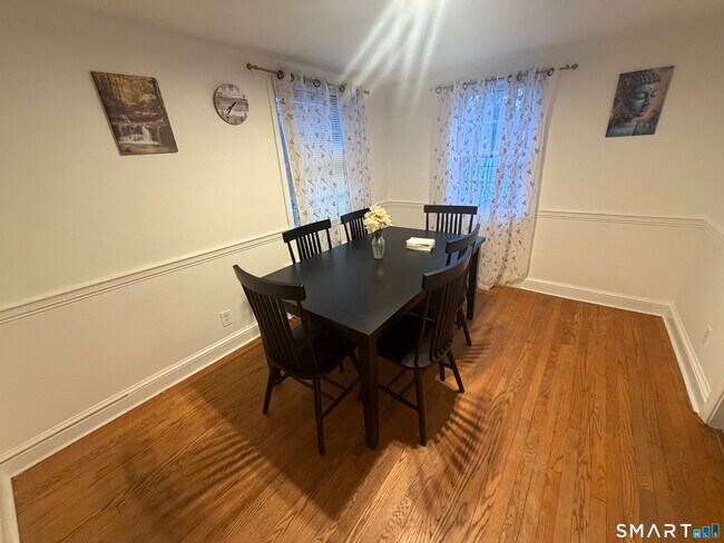 Building Photo - 130 Spring St