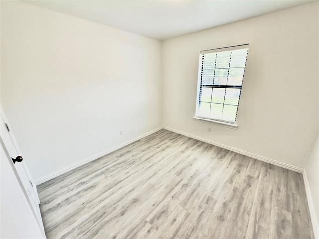 Building Photo - 1615 Fairfield Cir