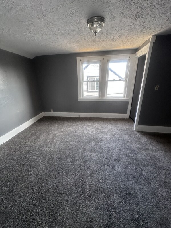 Building Photo - 4004 E 147th St