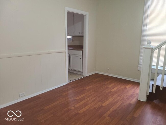 Building Photo - 416 N Linwood Ave