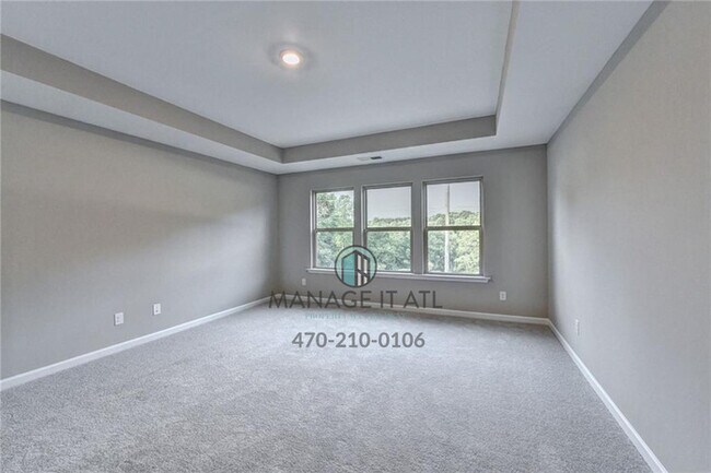 Building Photo - Beautiful 3 Bedroom Townhome in Buford Sch...