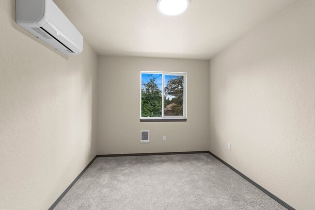 Building Photo - NEW Valley Townhome for rent