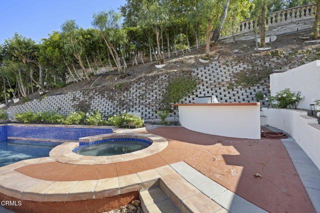 Building Photo - 40 Saddlebow Rd