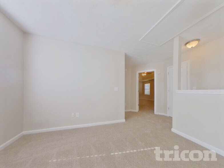 Building Photo - 63 Shadowhill Ct