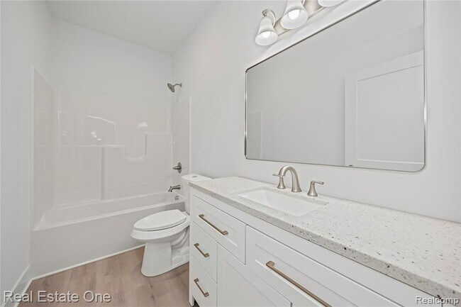 Building Photo - 7453 Village Ct