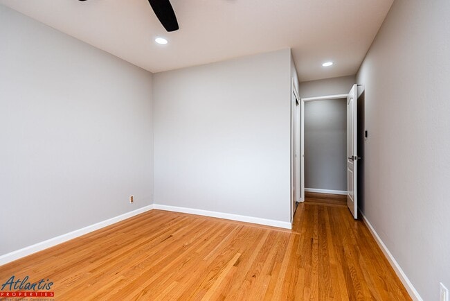 Building Photo - Beautiful Home | Remodeled | Desirable Location