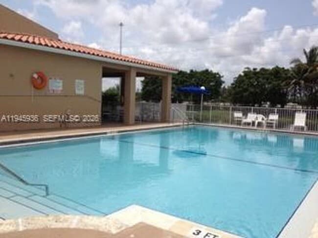 Building Photo - 4744 NW 114th Ave