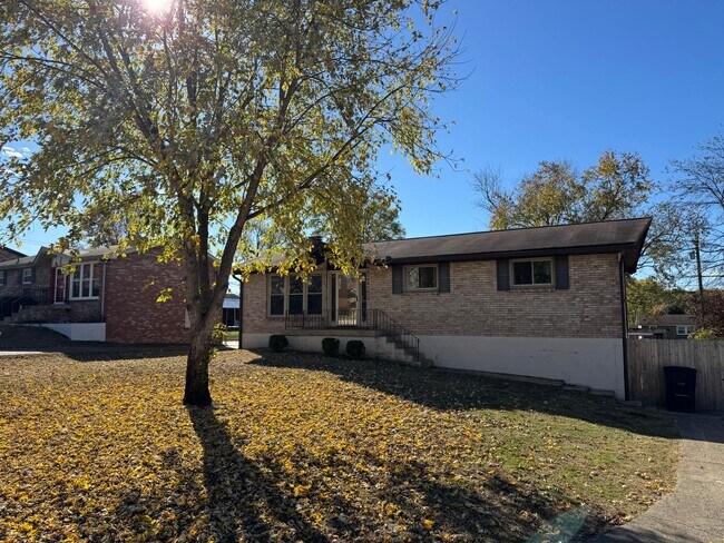 Building Photo - Nice ranch on basement in Charlotte Park