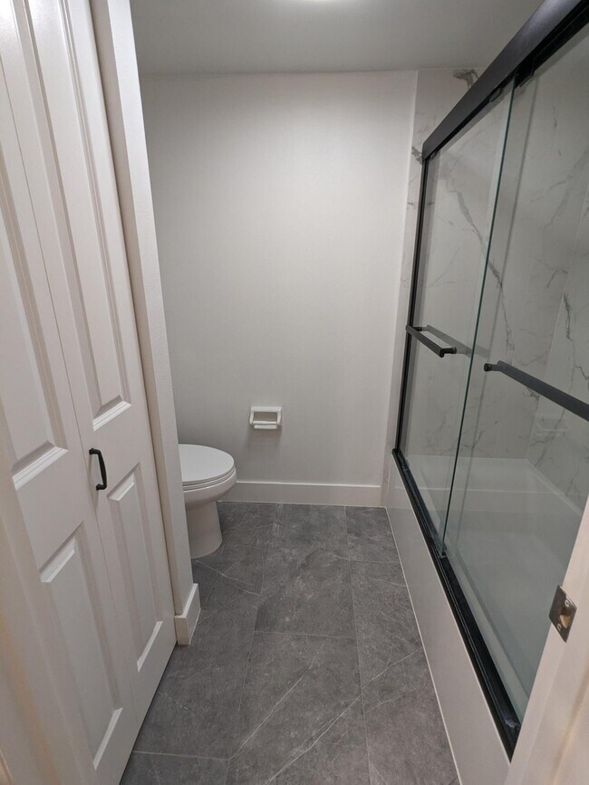 Building Photo - 296 Arabian Rd