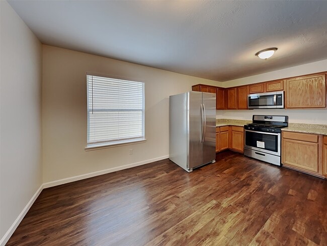 Building Photo - 22115 Guston Hall Ln