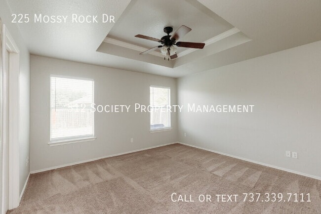 Building Photo - 225 Mossy Rock Dr