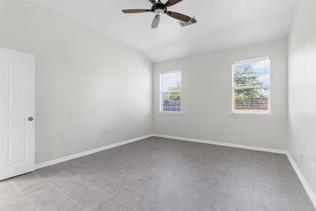 Building Photo - 4209 Rolling Water Dr