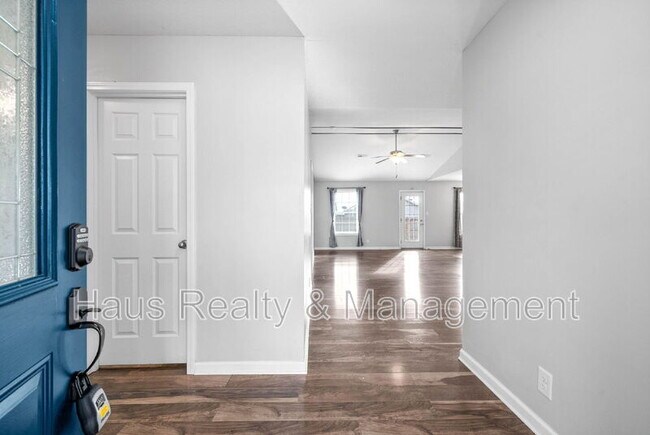 Building Photo - 935 Hugh Hunter Rd