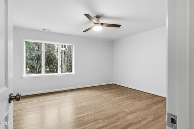 Building Photo - 1504 Homestead Rd