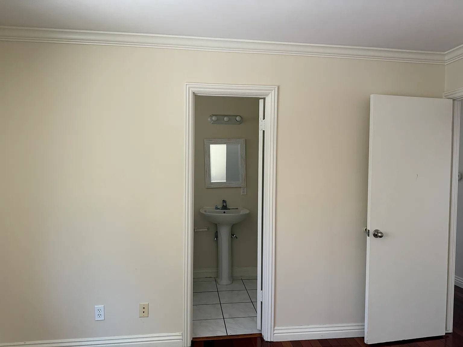 Building Photo - 759 Bridwell St