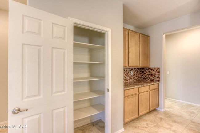 Building Photo - 8804 E Stone Meadow Cir