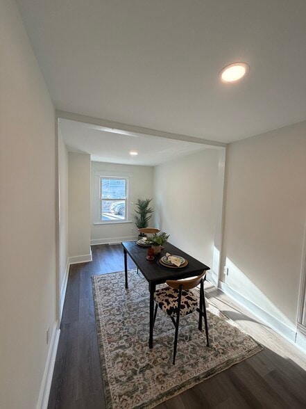 Building Photo - 2961 Triangle Pl