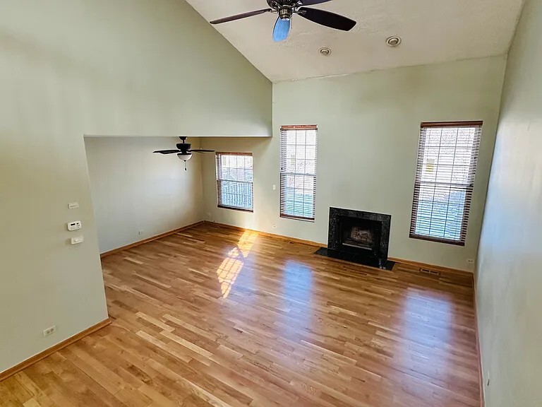 Great Room/Living Room - 1617 Estate Cir