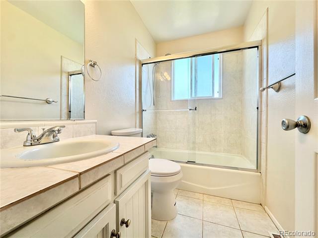 Building Photo - 8117 W 54th Pl