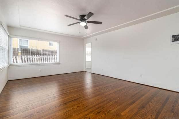 Building Photo - 627 60th St