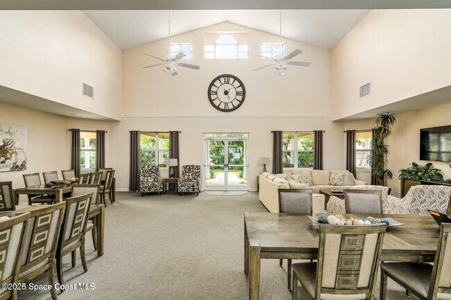 Building Photo - 8931 Lake Dr