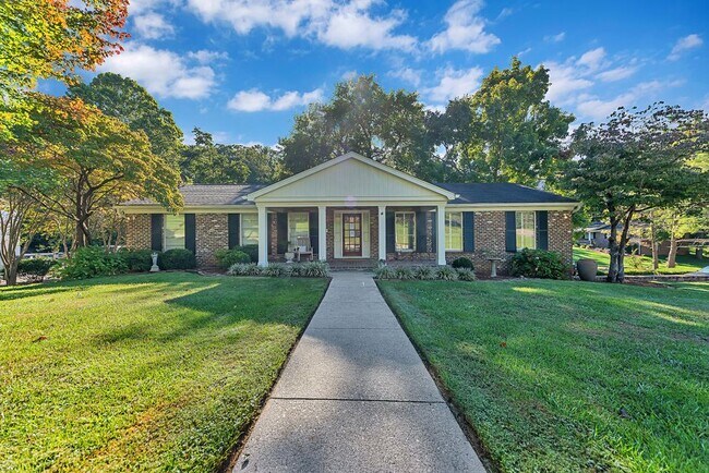 Primary Photo - 8020 Lennox Dr NW