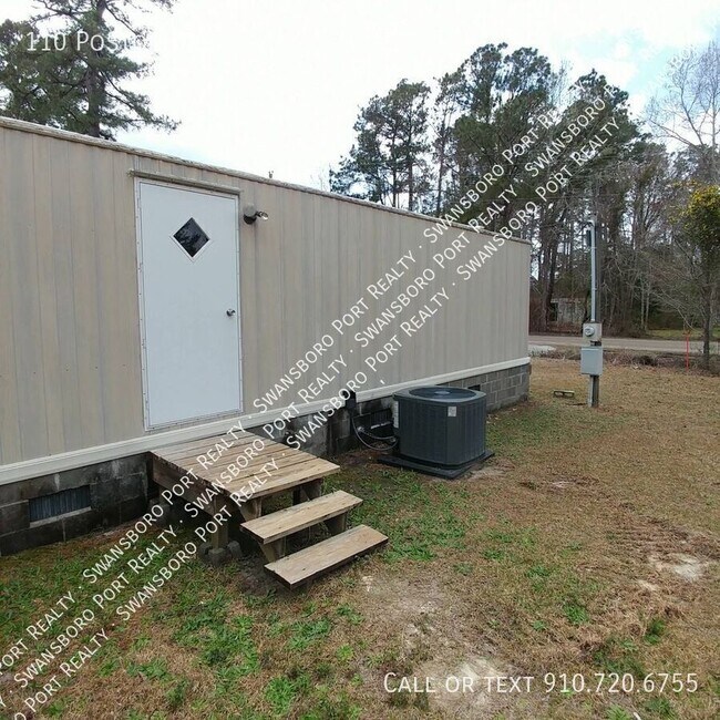 Building Photo - 110 Poston Dr