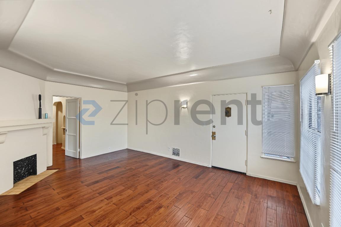 Building Photo - Unit 4268