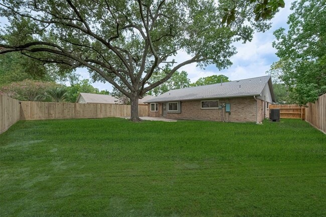 Building Photo - 12319 Attlee Dr