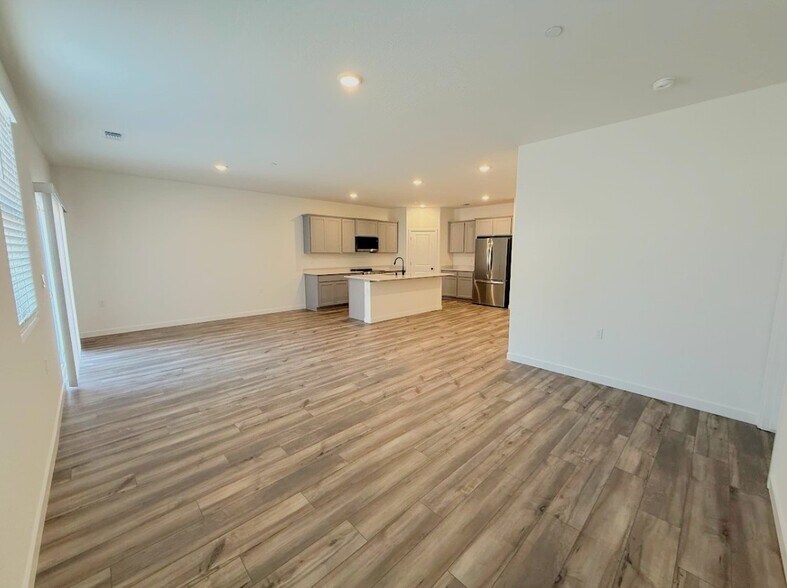 Building Photo - 4639 Sami Jo Dr