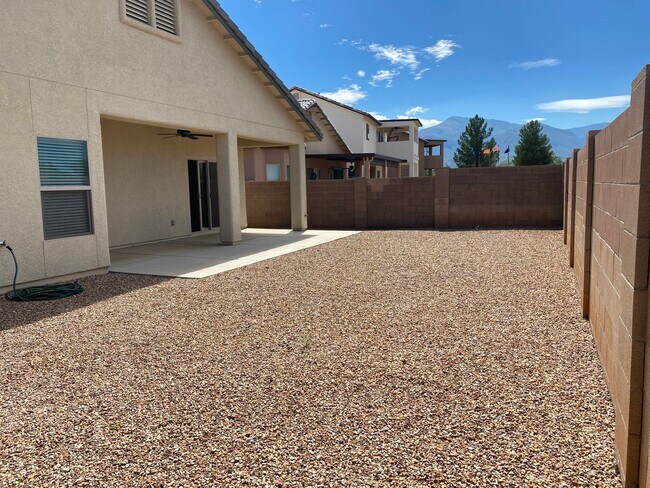 Building Photo - 4BR/2BA/2CG, 1906 sq.ft. rental in Sierra Vista, AZ