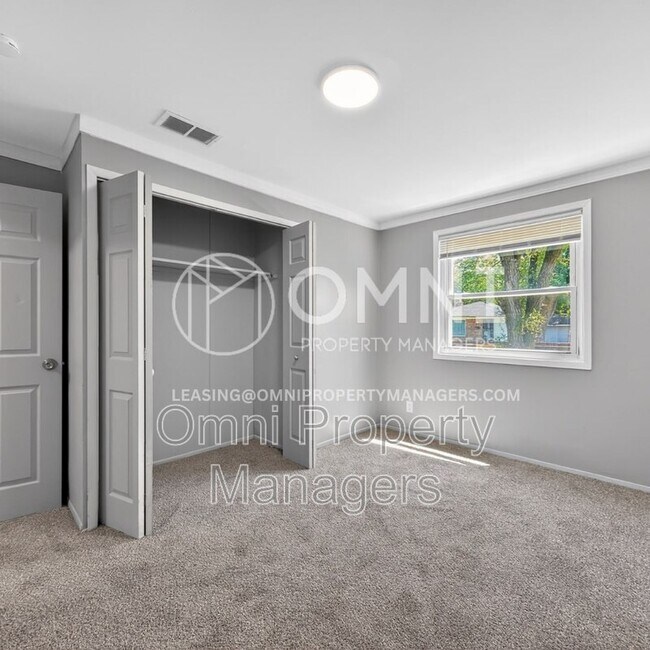 Building Photo - 7161 Varjo St