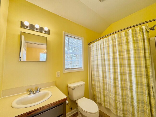 Building Photo - 20 mins to Clarksville, Virginia and Located Just Off Highway 58