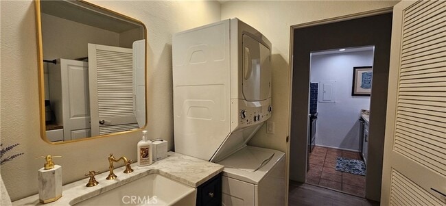 Building Photo - 78255 Cabrillo Ln