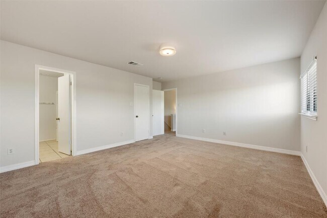 Building Photo - 1814 Grassland Dr