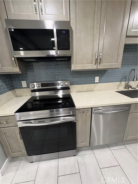 Building Photo - 2119 Eveningside Dr