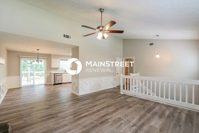 Building Photo - 4 Bedroom Pet-Friendly Home in STONE MOUNTAIN, GA with Main Street Renewal