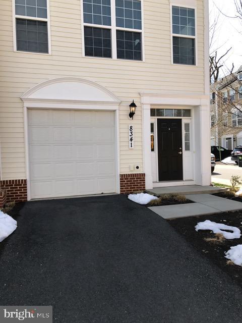 Building Photo - 8341 Broderick Cir